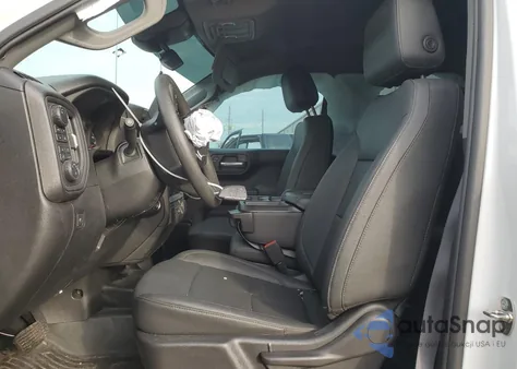 2024 Chevrolet Silverado K1500 z USA, uszkodzony, nr VIN 1GCRDAED4RZ192125